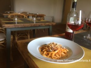 Dove portare a mangiar un gruppo di turisti nel Chianti, Casa del Chianti Classico, Where to take a group of tourists to eat in Chianti