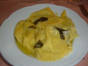quale-è-il-ristorante-della-nonna-di-Lucio-Corsi.jpg