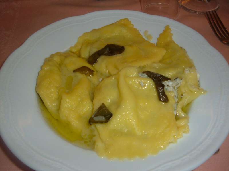 quale-è-il-ristorante-della-nonna-di-Lucio-Corsi.jpg