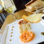 come presentare le tartare di pesce nel piatto