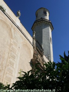 il faro sopra la galleria Garibaldi a Genova