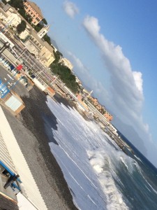 mare mosso verso Boccadasse