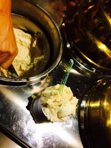 mandorla e crema al Vin santo de Il Borro di Cassia Vetus