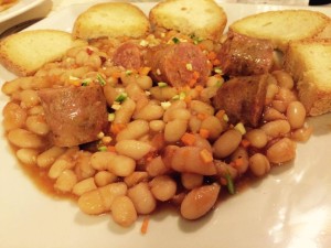 salsicce e fagioli al'uccelletto