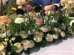 comment-décorez-la-table avec des fleurs-en-style-romantico.jpg, romantic style