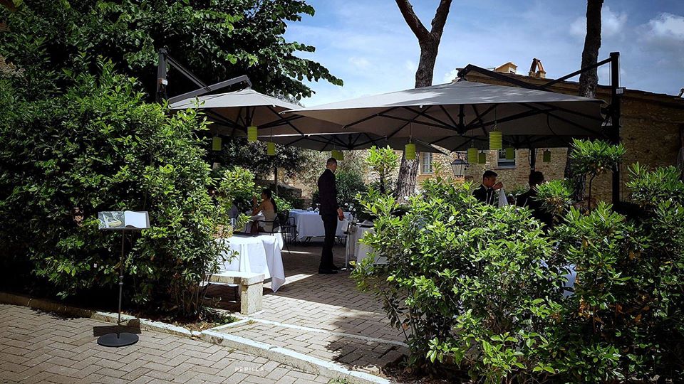 ristorante-all'aperto-in-Valdorcia.jpg