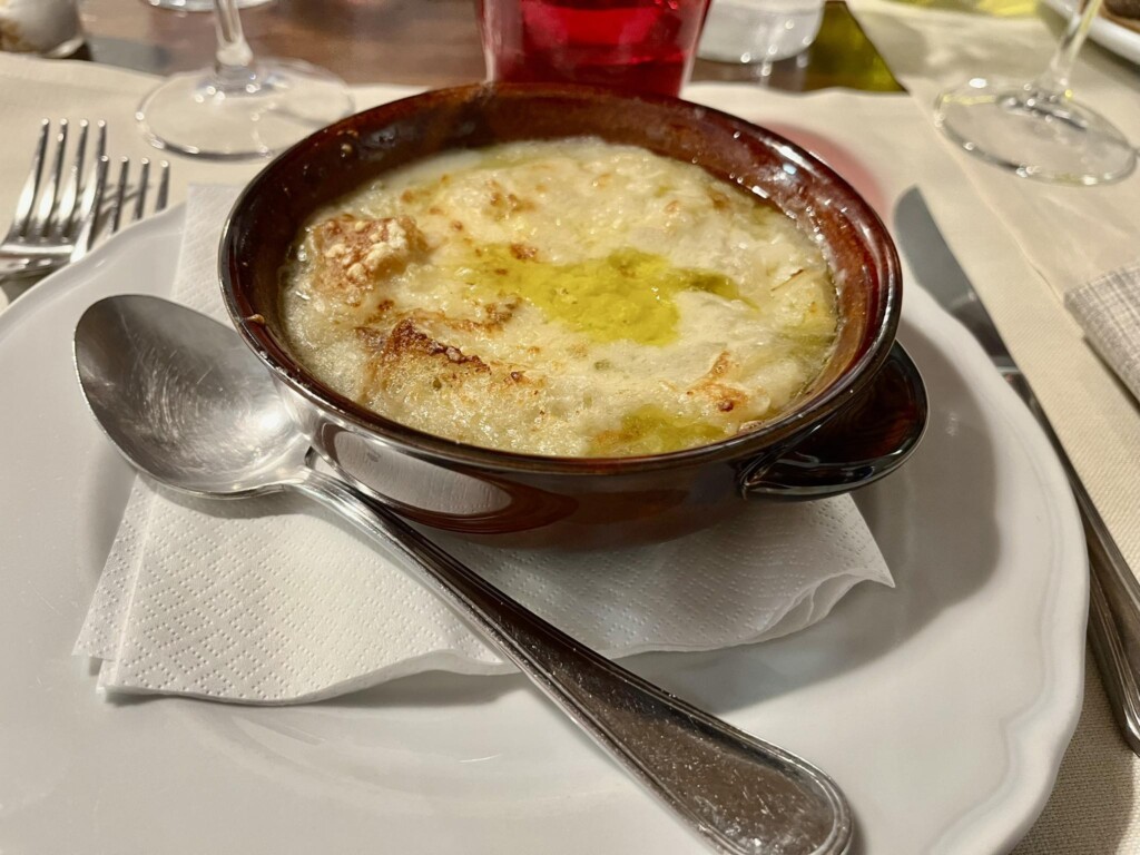 ricetta-terrina-di-cipolle-dell-Val-di-Chiana.jpg