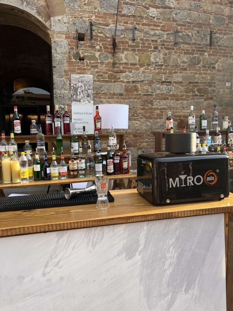 quali-sono-le-varie-tcniche-di-miscelazione-dei-cocktail.jpg