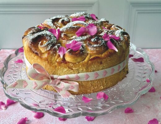 Ricetta per fare una torta per la festa della mamma senza glutine e senza lattosio