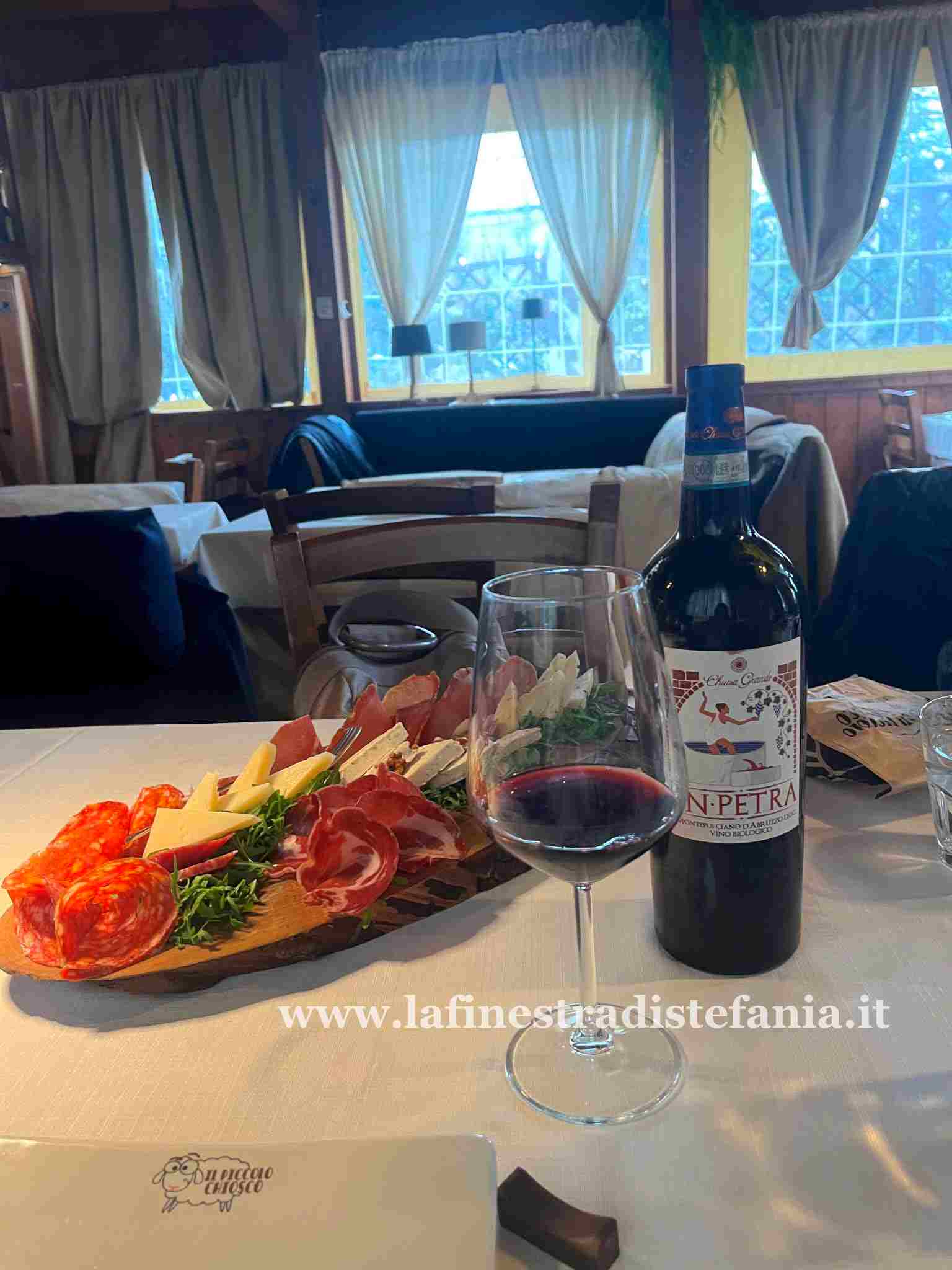salumi tipici abruzzesi in abbinamento al vino Montepulciano